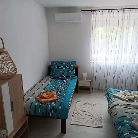 Szintia Vendeghaz Gasthof *